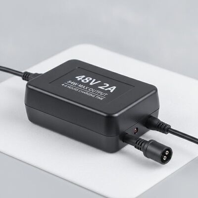 48V 2A Ebike バッテリー充電器 充電時間4〜6時間,電動自転車用最大出力84W